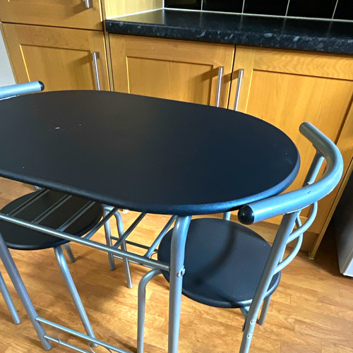 Round metal table - round,