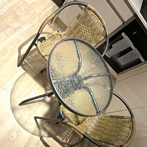 Round glass top - glass-top, table