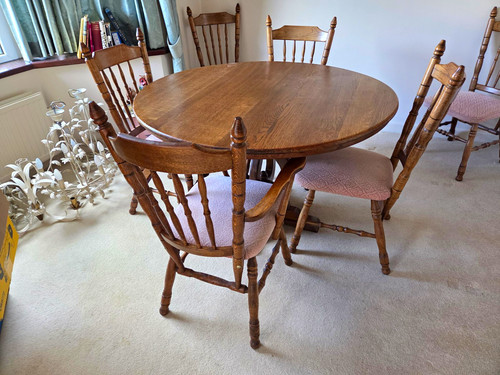 Round medium wood - medium, table