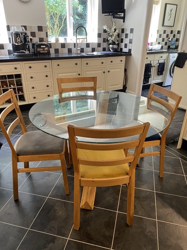 Round clear glass top - top, dining