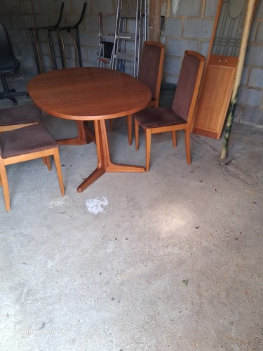Round wood dining table - wood, 4