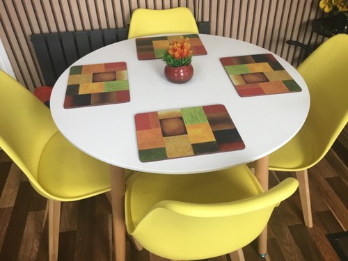 Table and chairs - table, 4